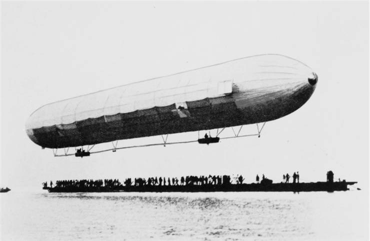 Picture of First Zeppelin flight at Lake Constance