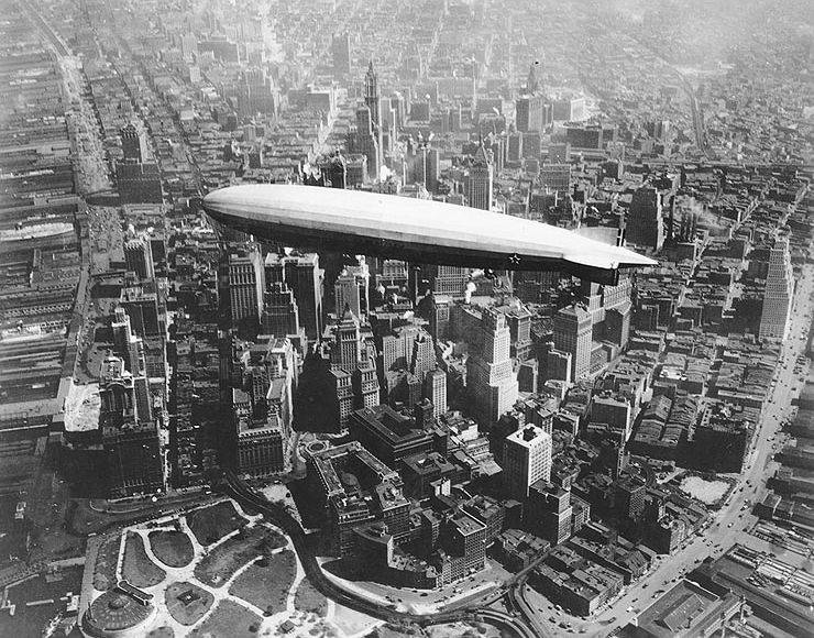 Picture of ZR 3  USS Los Angele Airship over Manhattan